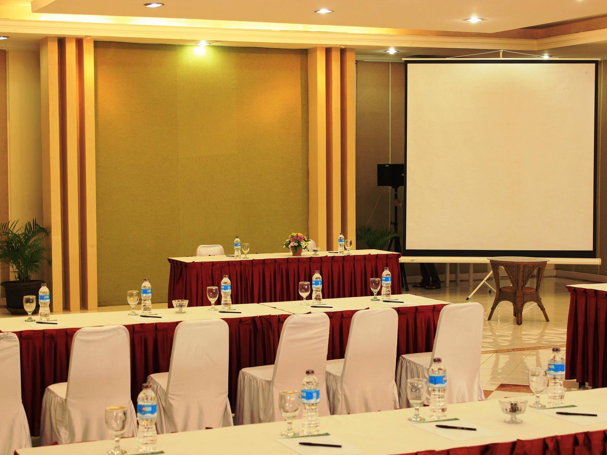 Alfa Resort Hotel And Conference Puncak Dış mekan fotoğraf